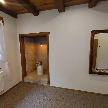 منزل للإقامة U Mikesu *