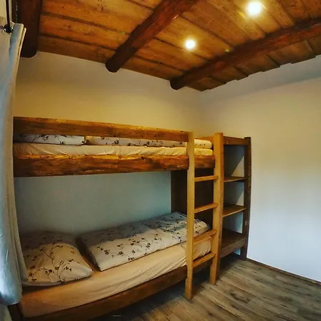 U Mikesu Habitación en casa particular